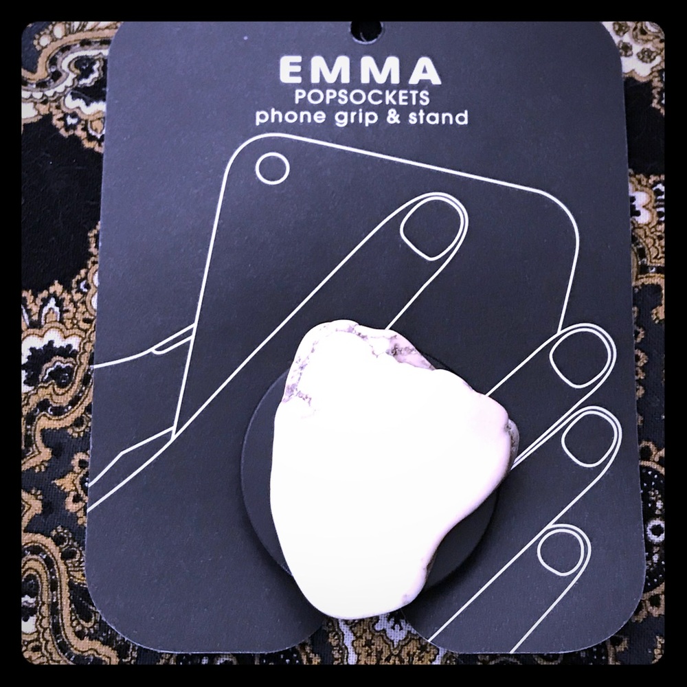 Brand new- Cream Stone PopSocket